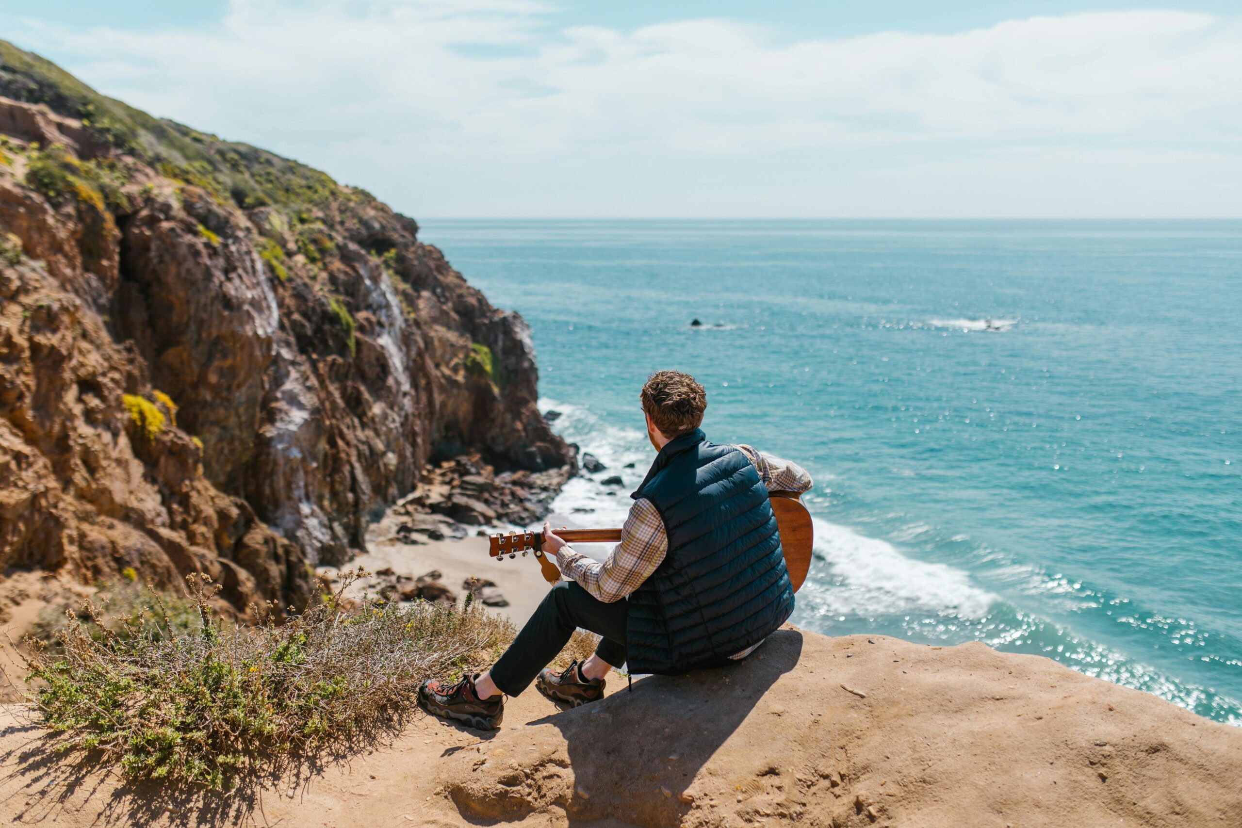 How to Make Friends While Traveling Solo