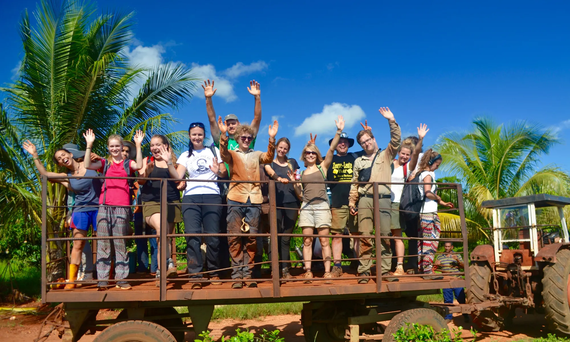 volunteering opportunities while traveling abroad