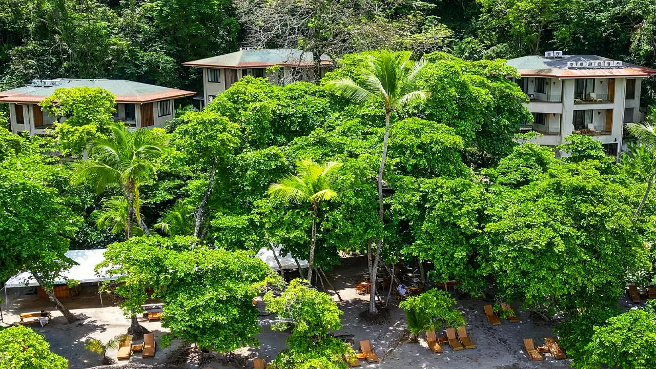 eco-friendly travel accommodations in Costa Rica