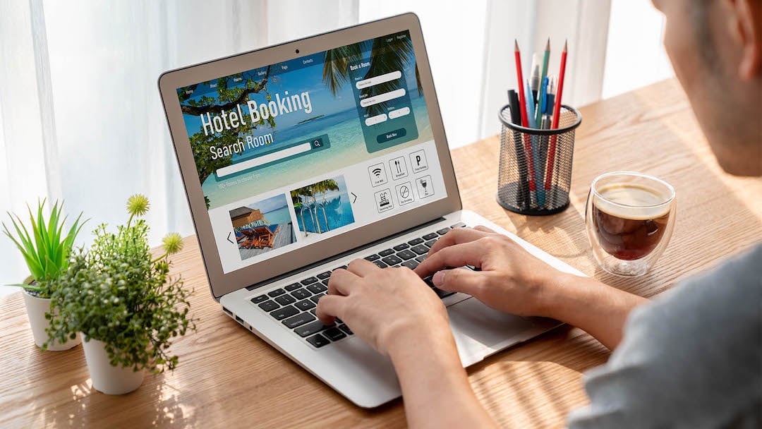 how to book affordable hotels for vacation trips