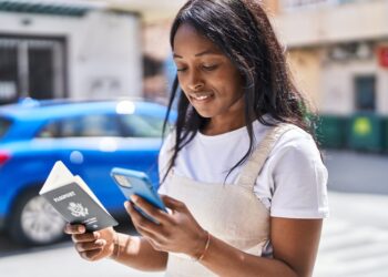 ESIM: The Smartest Way to Stay Connected Abroad Without the Roaming Bill