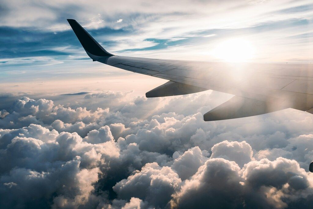 how to find cheap last minute flight deals