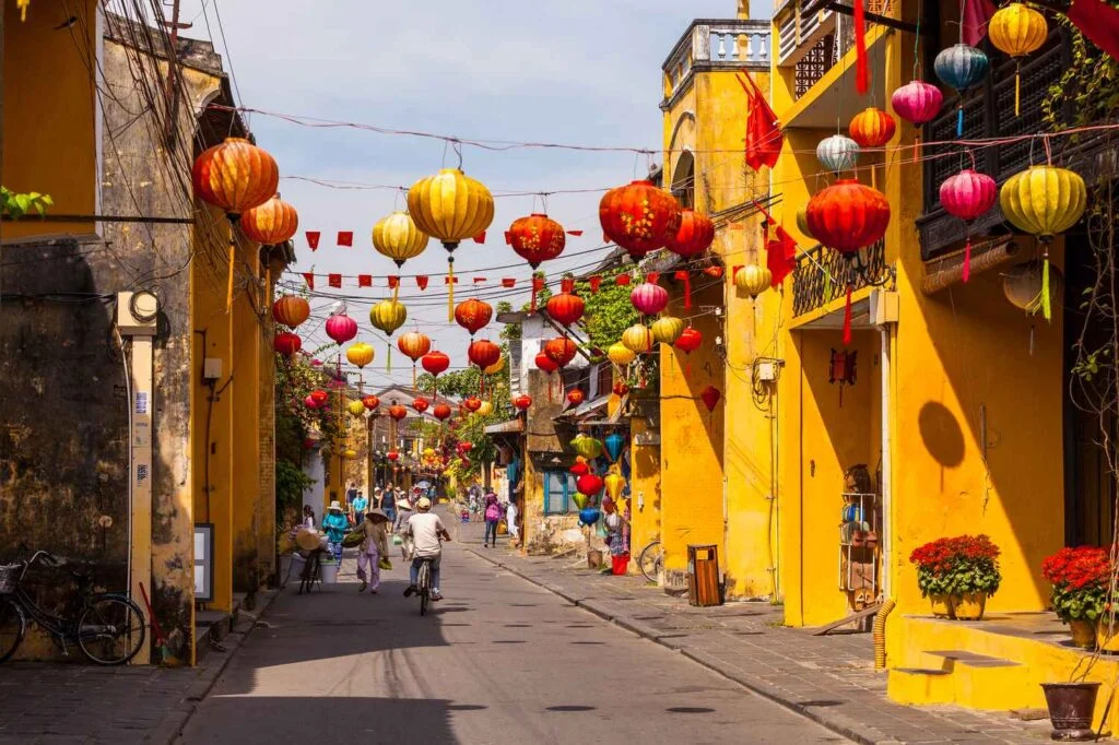 cheapest countries to visit in southeast asia