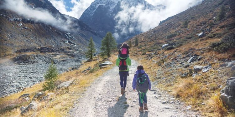 Best Mountain Destinations for Hiking Vacations