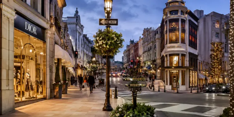 Best Luxury Shopping Streets Every Fashion Lover Should Visit