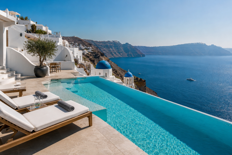 How Much Does a Luxury Trip to Greece Cost in 2026
