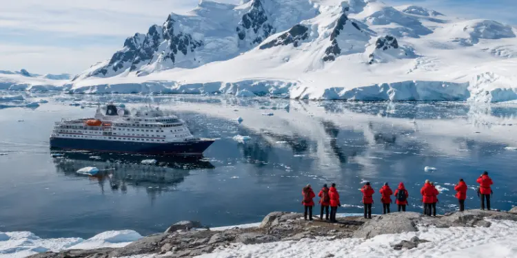 How much does it cost to go to Antarctica on a cruise