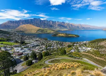 The Ultimate Luxury Travel Guide to New Zealand for 2026