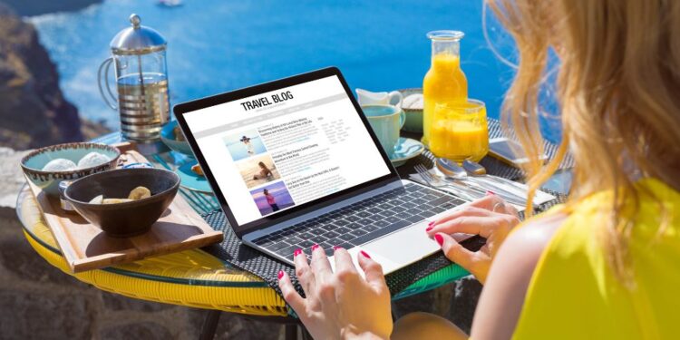 travel blogging tips for beginners to make money