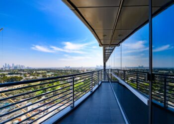 Skyline Luxury Apartments: Why Elevated Living Is Redefining City Life