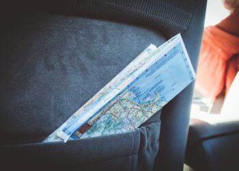 Travel Health Tips: The Complete Guide to Staying Well on the Road