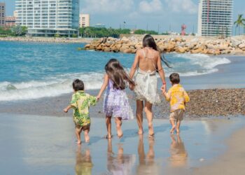 Smart Kid-Friendly Vacation Ideas for Easy Family Travel