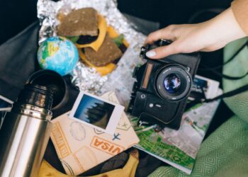 Student Travel Discounts: The Insider Guide to Seeing the World for Less