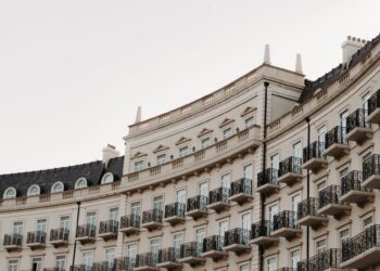 Luxury Serviced Apartments: The Smarter Way to Travel in Style